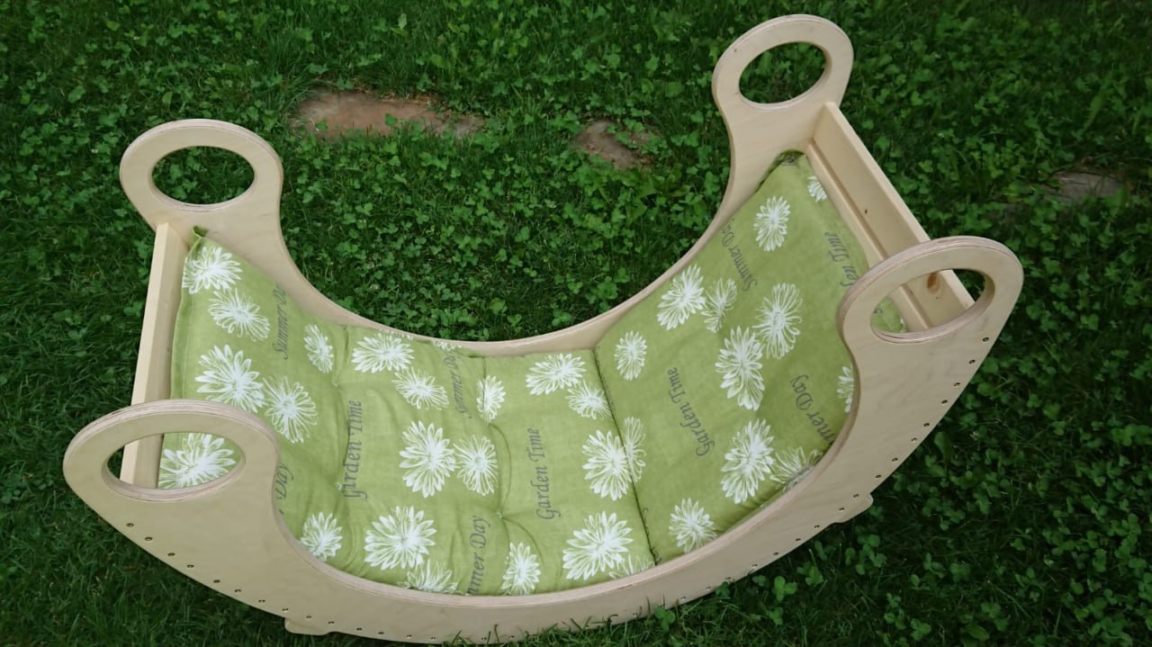 Kinderwippe aus Holz